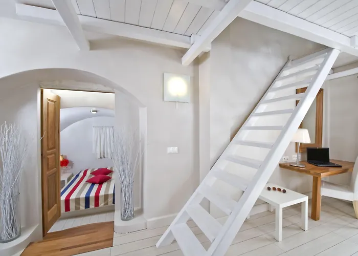 Hotel Meltemi Village Perissa (Santorini)