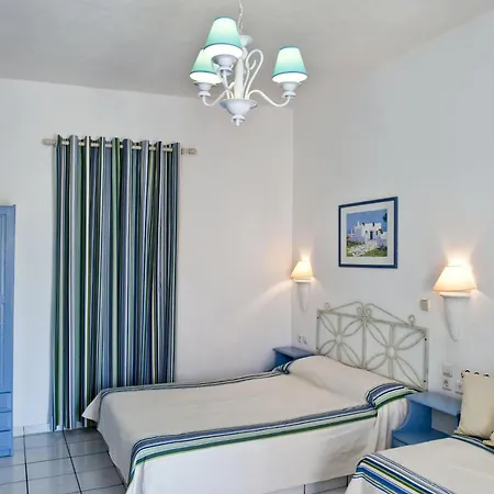 Otel Meltemi Village Perissa (Santorini)