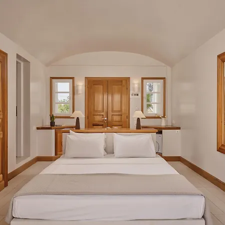 Otel Meltemi Village Perissa (Santorini)