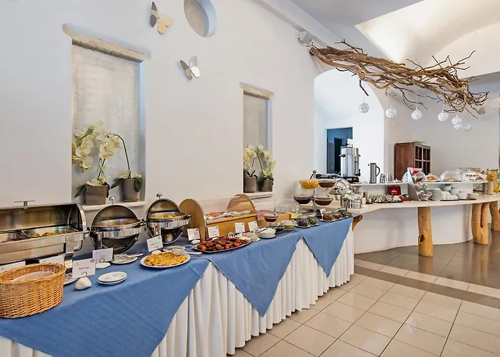 Meltemi Village Περίσσα