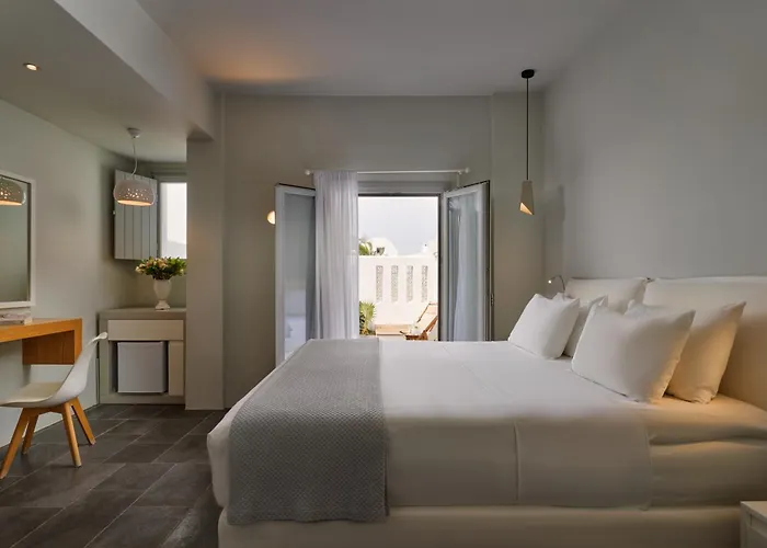 Meltemi Village Ξενοδοχείο 4*