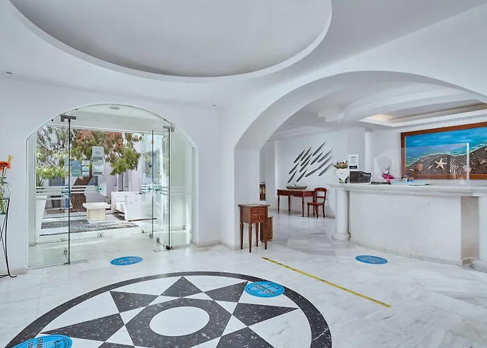 מלון Meltemi Village