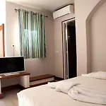 Hotel Meltemi Village 4*
