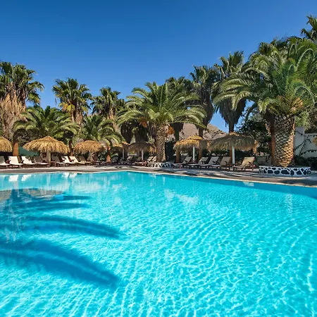 Otel Meltemi Village Perissa (Santorini)