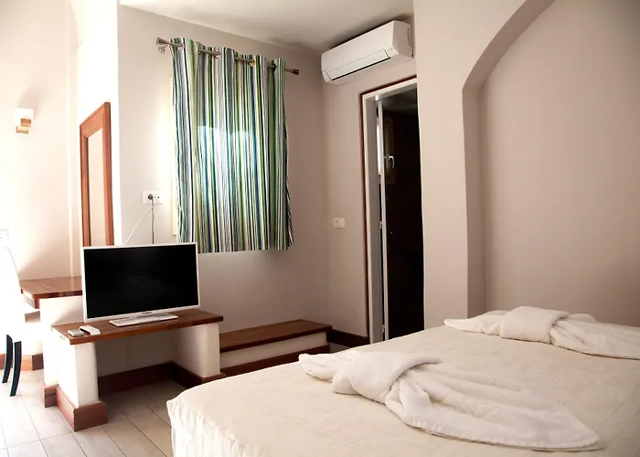 Hotel Meltemi Village 4*